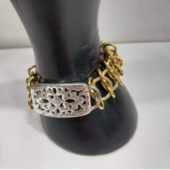 VINTAGE NEVER WORN PREMIER DESIGNS GOLD AND SILVER TONE TOGGLE BRACELET - Picture 2 of 3